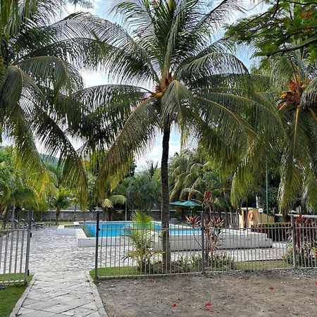 Palm Malinamoc Hotel Dili Esterno foto