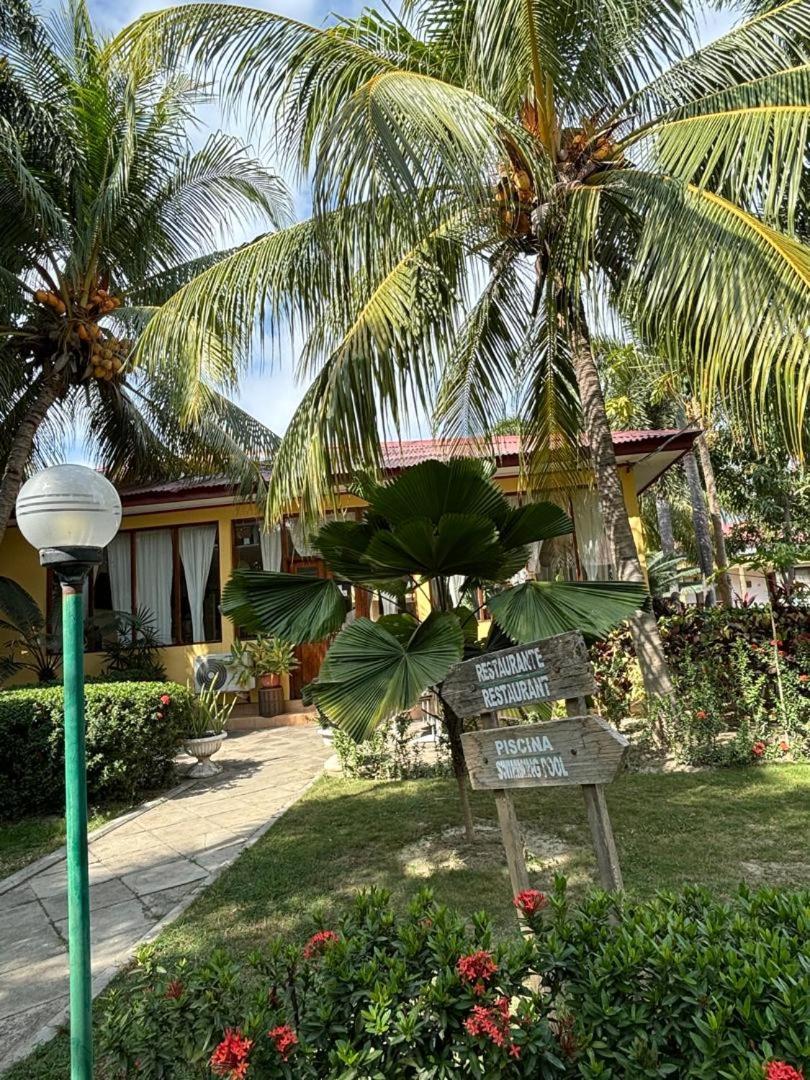 Palm Malinamoc Hotel Dili Esterno foto