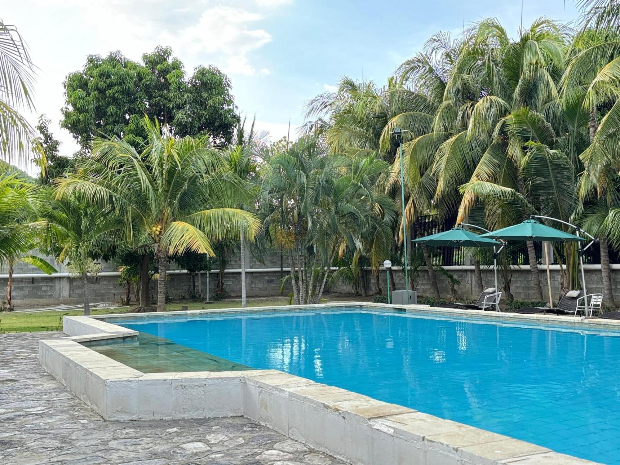 Palm Malinamoc Hotel Dili Esterno foto